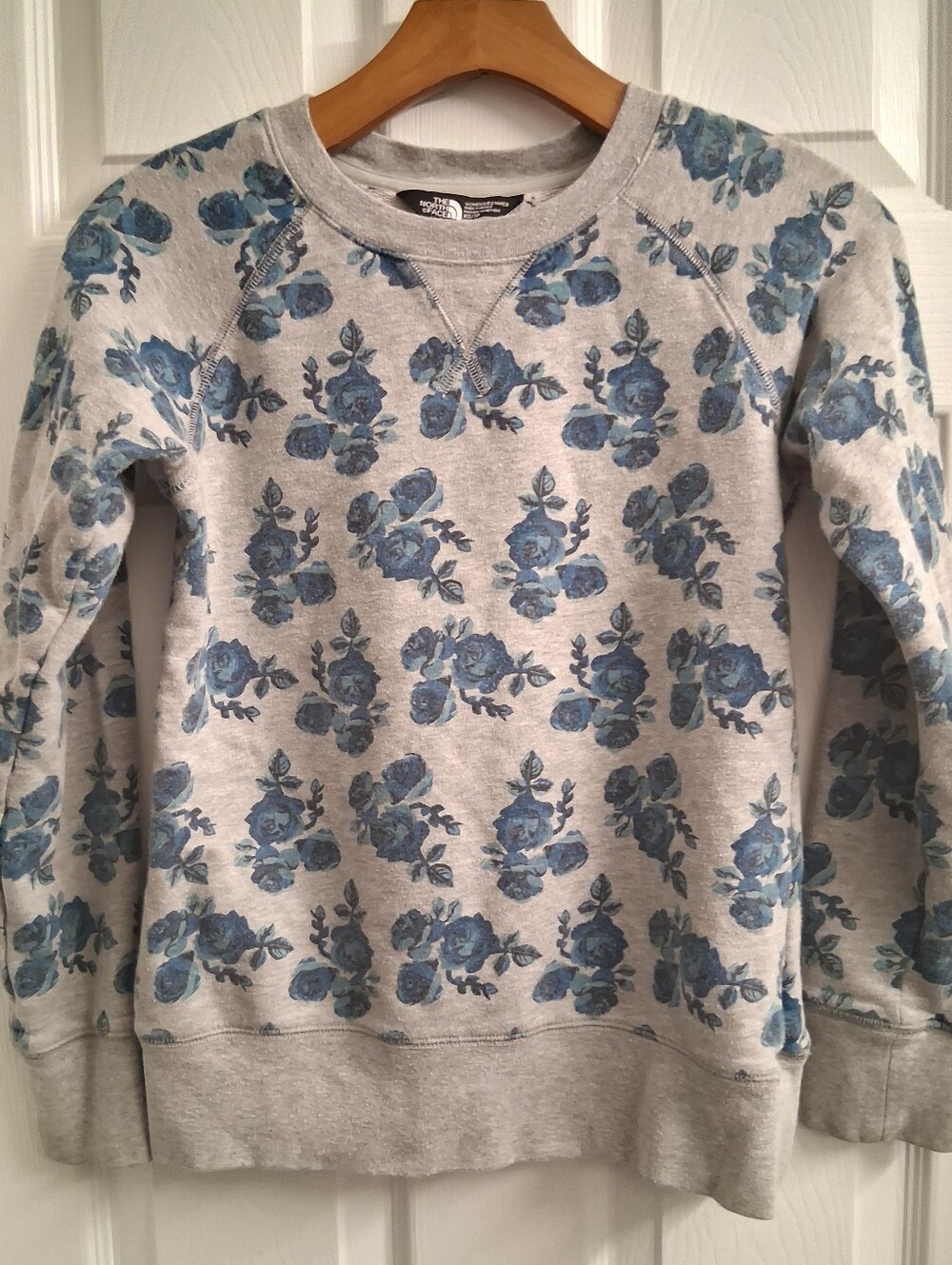The North Face Grey And Blue Floral Sweatshirt XS